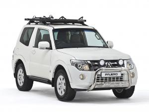 Mitsubishi Pajero SWB Legend '2014